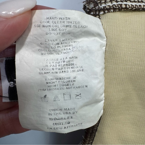 Miraclesuit Size 10 Skin City Sonatina Leopard Print Ruched One-Piece Swimsuit - Picture 9 of 13